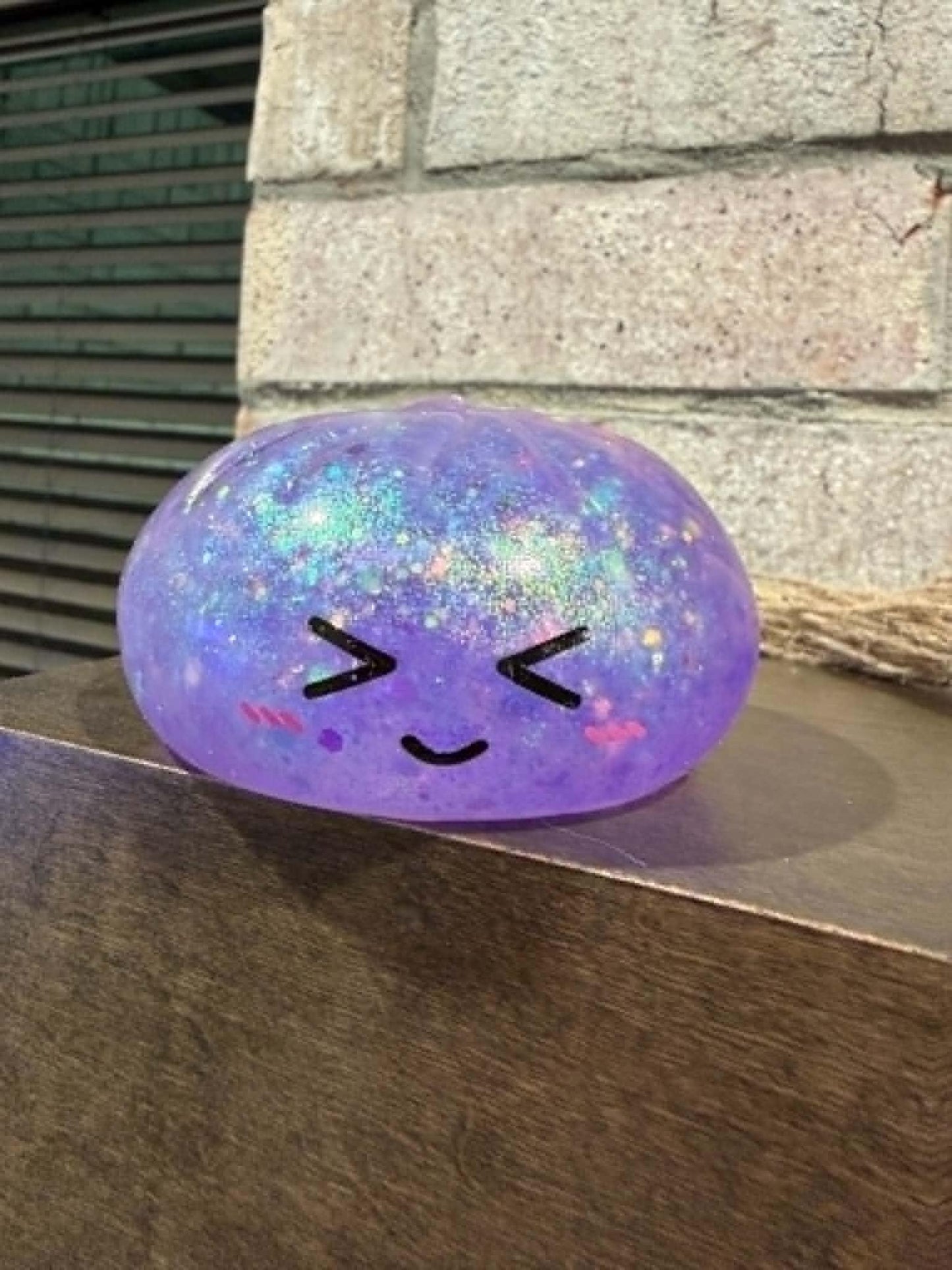 Light Up Dumpling - Mystery Color