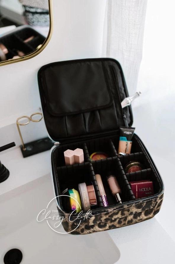 Cheetah Mega Makeup Case