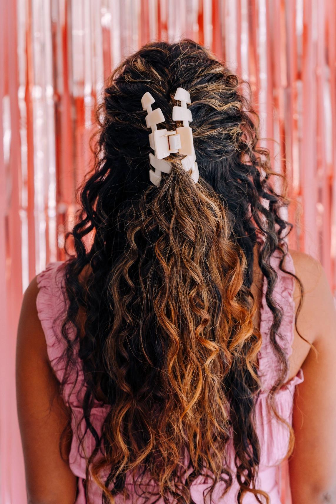 Classic Hair Clip |Almond Beige