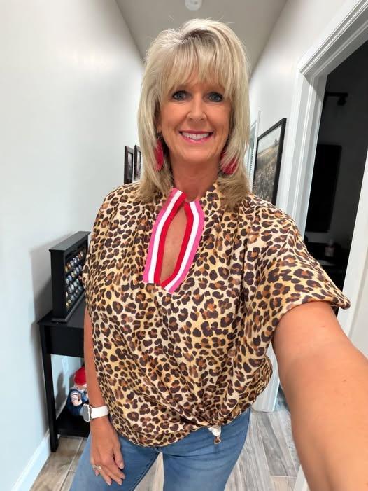Leopard Contrast Banded Doman Sleeve Top