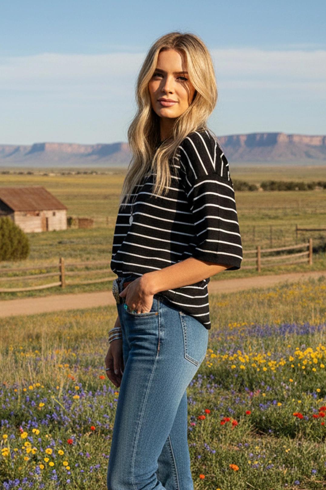 Black & White Striped Knit Short Sleeve Top