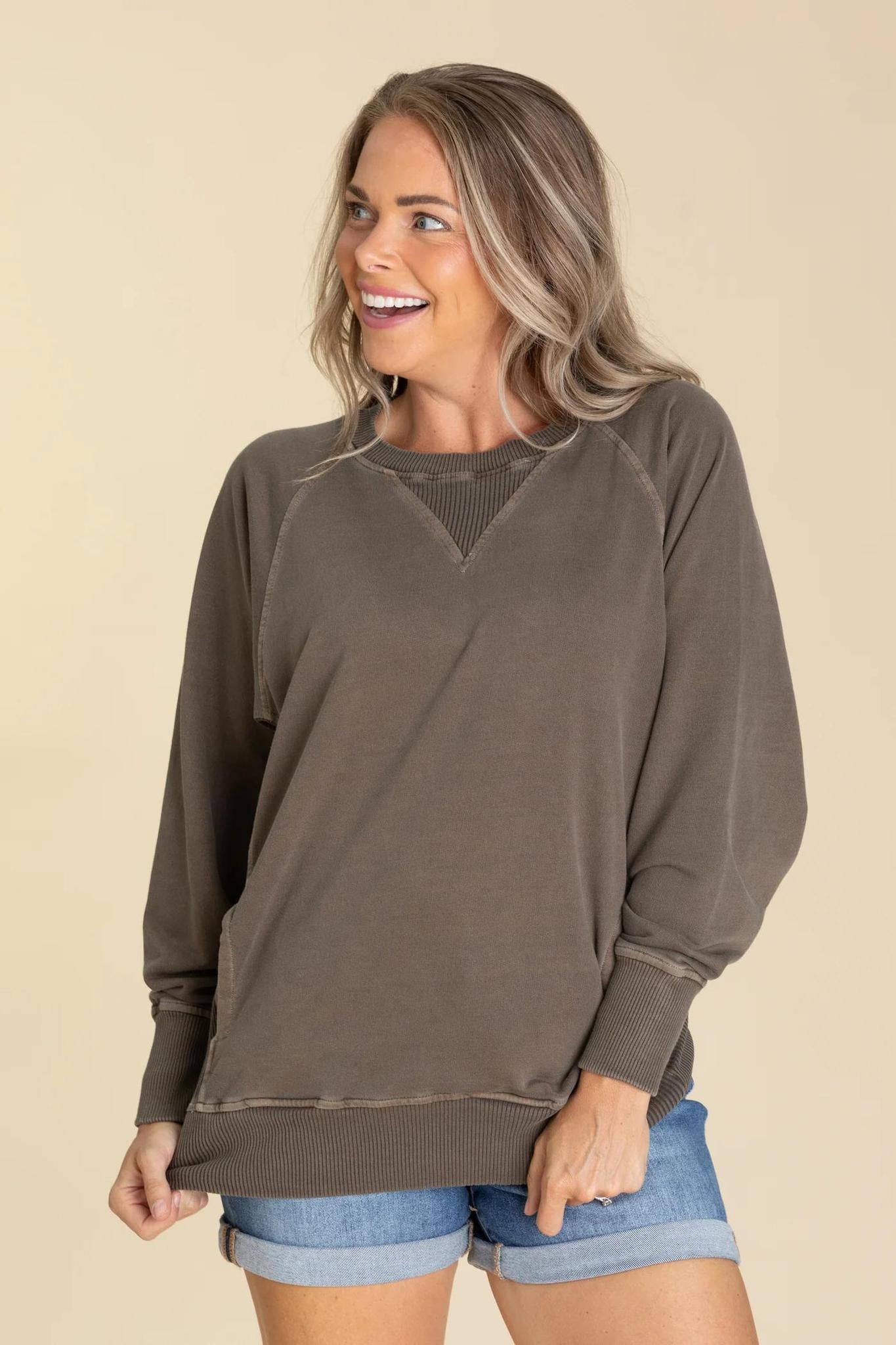 Brown Pigment Dyed Sweatshirts With Pockets