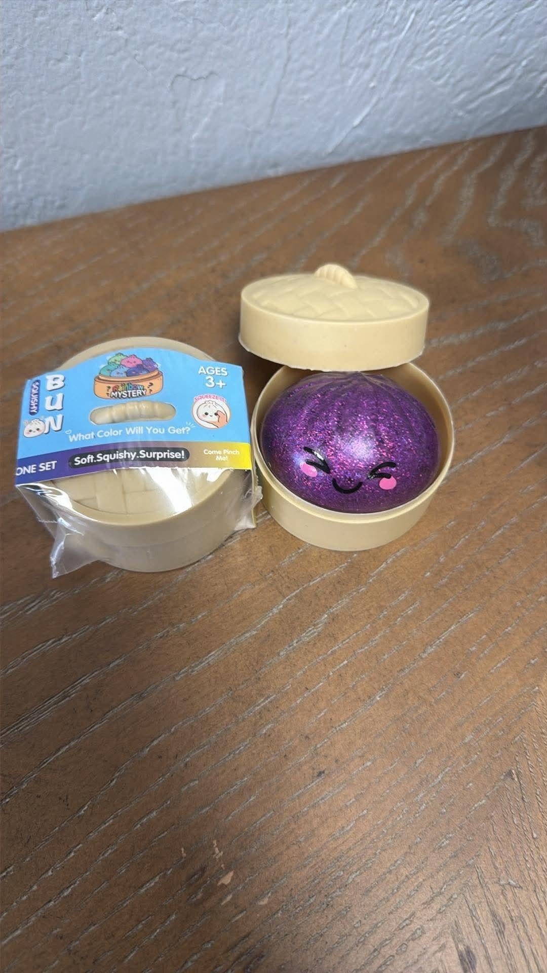 Mini Gel Surprise Glitter Dumpling