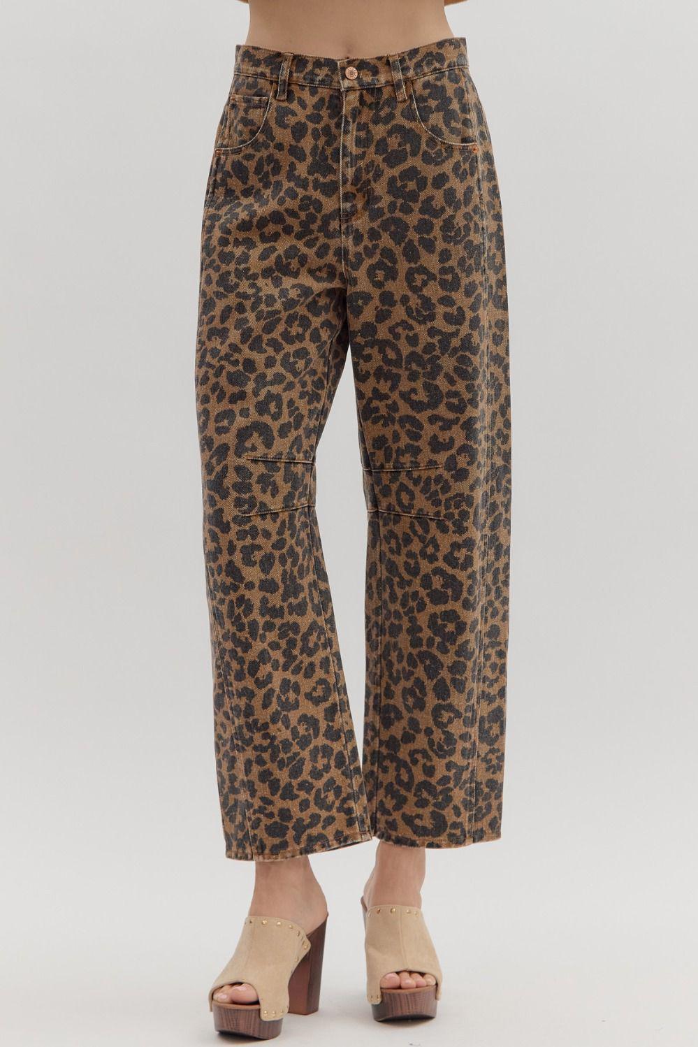 Leopard Ankle-Length Barrell Jeans by Entro