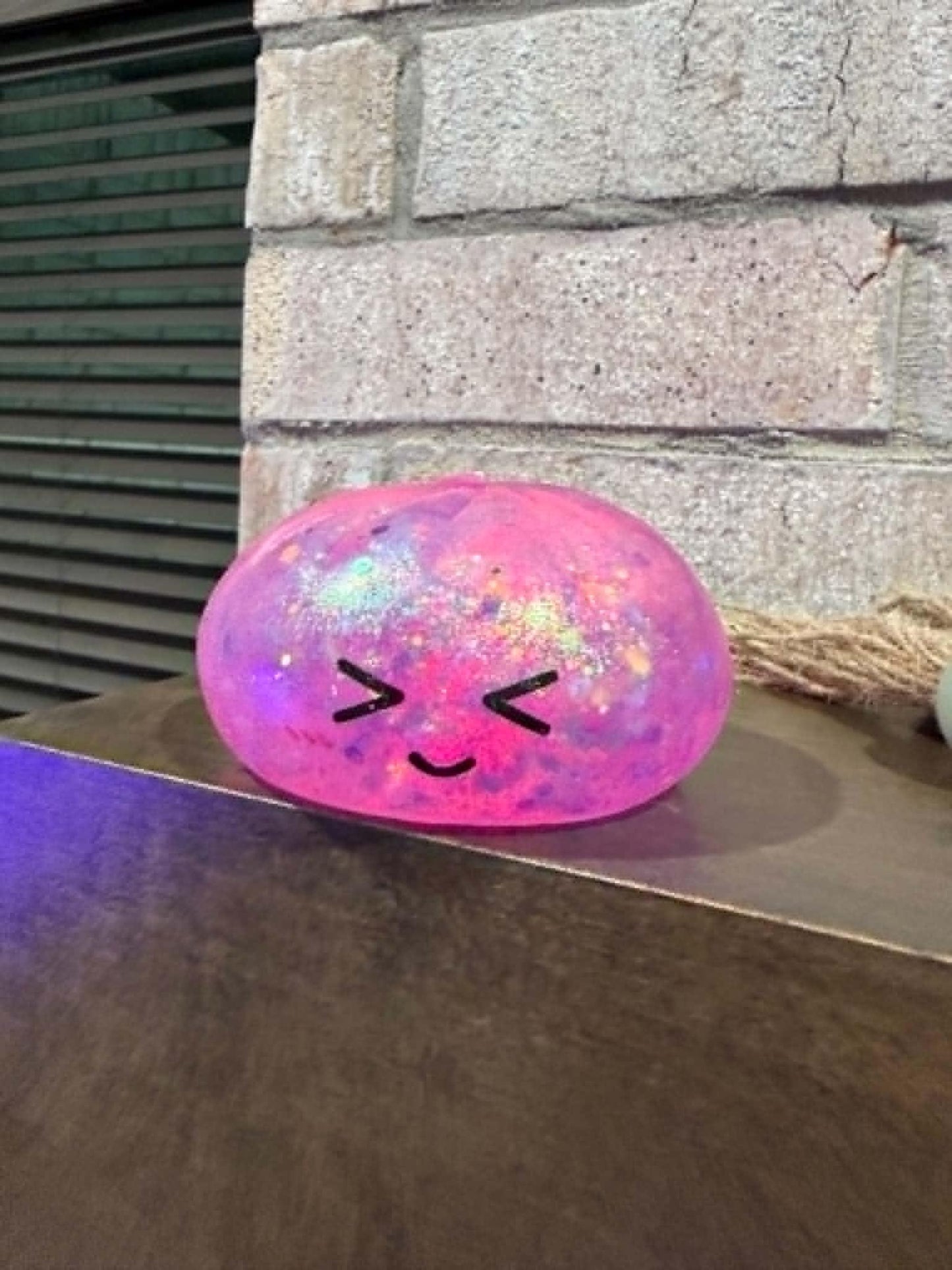 Light Up Dumpling - Mystery Color