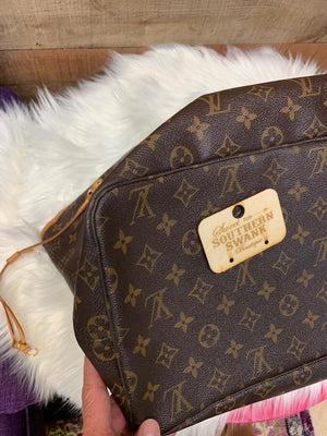 Louis Vuitton Inventpdr Handbag
